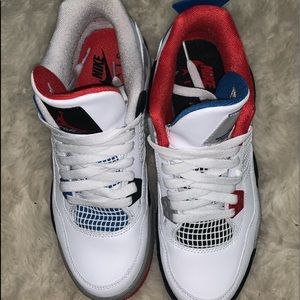 Jordan retro 4